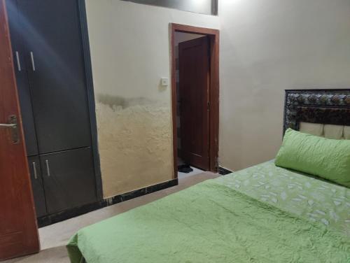 G-14 Private Rooms with Kitchen Access in Islamabad