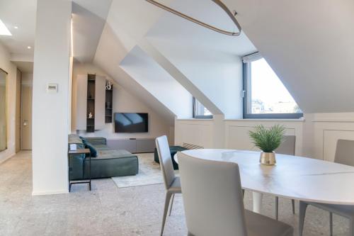 Corso Vittorio Emanuele stunning Penthouse - Exclusive living in Milan, Mediolan