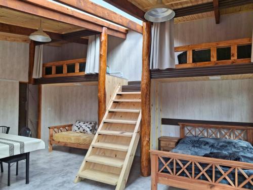 숙소 외관, alojamientos CM in 톨우인