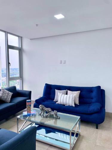 Suite with City View image 10