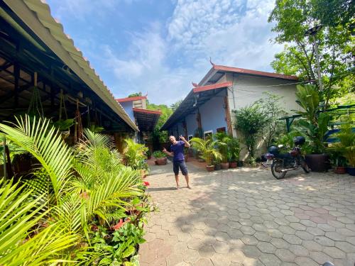 Derm Svay Guesthouse - yoga & cafe — other in Kampot Province Kampong Bay Bridgeç Krong Kampot, Kampot Cambodia, 07000
