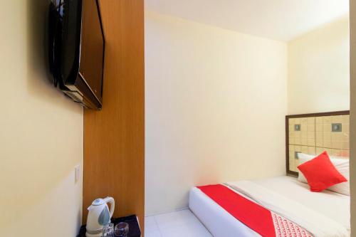Standard Single Room image 1