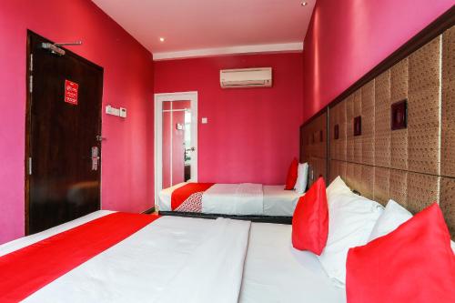 Superior Suite image 1
