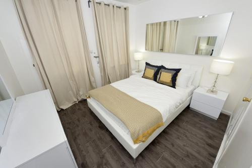 Amazing 4 BR 1 BTH Laundry Dishwasher, New York (Foto 3)