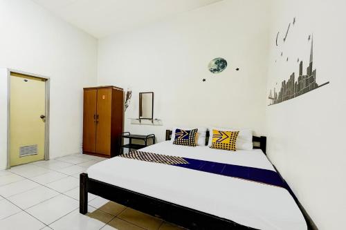 2 twin beds