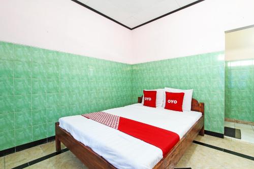 Standard Double Room room in Hotel O Pondok Wisata Sri MulyoNearSultan Agung Stadium Bantul