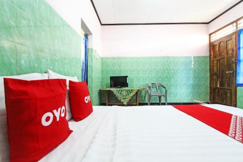 Standard Double Room image 6