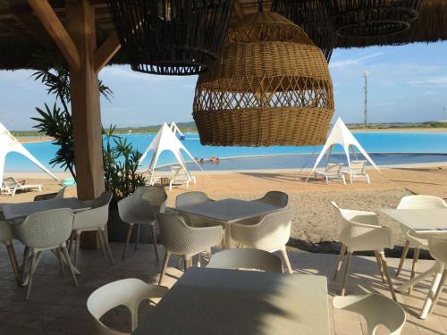 Departamento en edificio Bari de Karibao in Playas Villamil