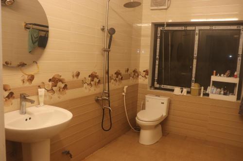 Atash Eco Village Homestay Van Hoi - 샤워실