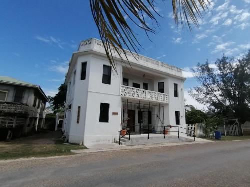 Viesnīcas āriene, 14 Cedar B Upstairs in Dangriga