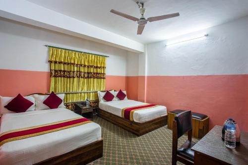 OYO 810 Hotel Peace Golden in Sundhara