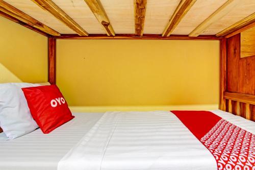 Standard Single Room image 5