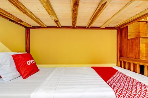 Standard Single Room image 6