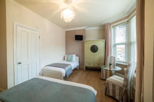 OYO Lina Guest House - image 6