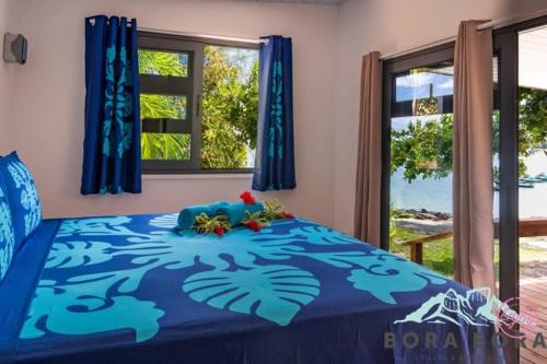 . Matira Beach Raitea 1