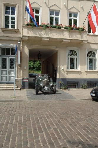Hotel Niederländischer Hof - image 13
