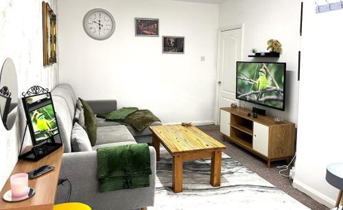 Cosy Flat 6 People, Short Drive - NEC-Airport-Birmingham-Solihull, Birmingham