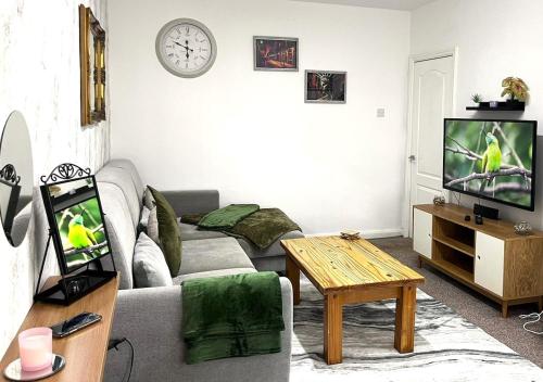 Cosy Flat 6 People, Short Drive - NEC-Airport-Birmingham-Solihull, Birmingham (fotografie 7)