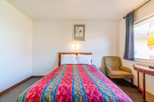 Castle Inn & Suites Chickasha - image 2