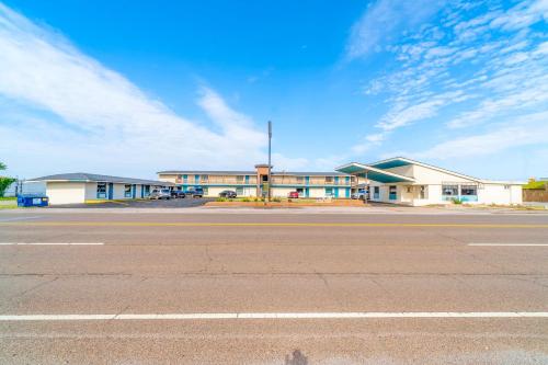 Budget Inn by OYO Frederick US-183