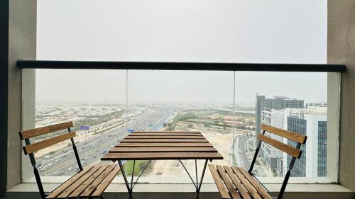 Spacious Studio Apartment Canal View Business Bay by Belvilla, Dubai (photo 6)