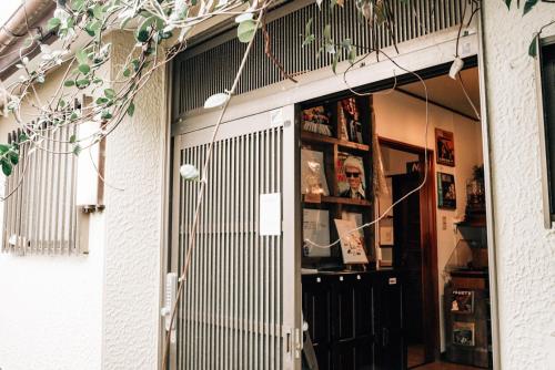 Tipy records inn hanare Tipy records inn hanare