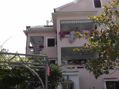 Apartments Lavanda 2 - image 13