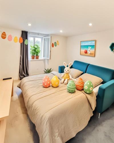 Studio with Sofa Bed