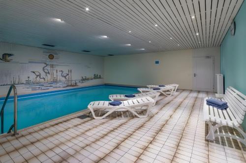 Fewo mit Bergblick, Pool, Sauna - Apartment - Oberaudorf