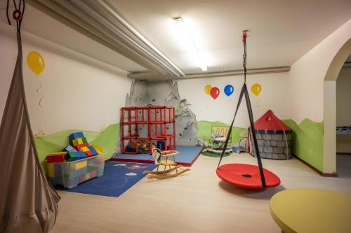 Fewo mit Bergblick, Pool, Sauna - Apartment - Oberaudorf