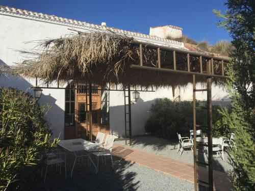 Kert, Casas Cueva y Cortijo La Tala en Guadix in Guadix