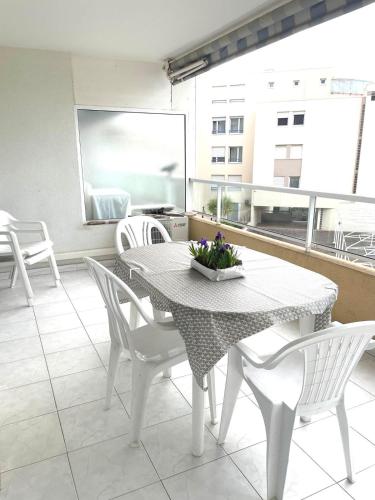 Apartment image 1