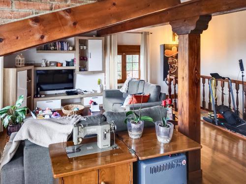 Casa "playa Oyambre" con terraza con vistas al mar