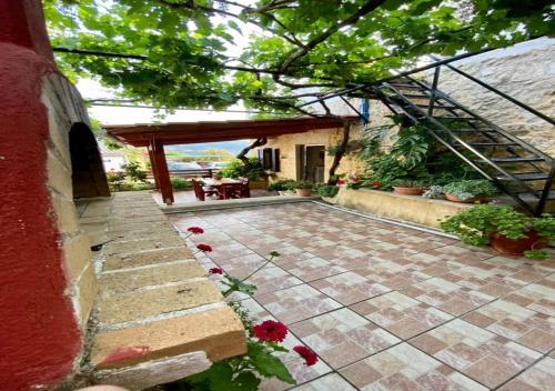 Facilities, Nikos Traditional House in Mithimna