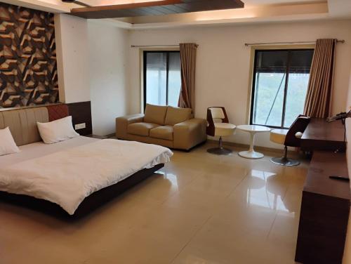 hotel nova haven, Ankleshwar
