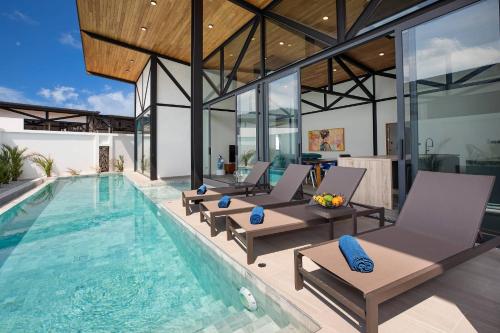 New, Modern & Stylish 17m Eco Pool Villa Sunset Garden 11 in Rawai, Ban Saiyuan (1) (photo 7)