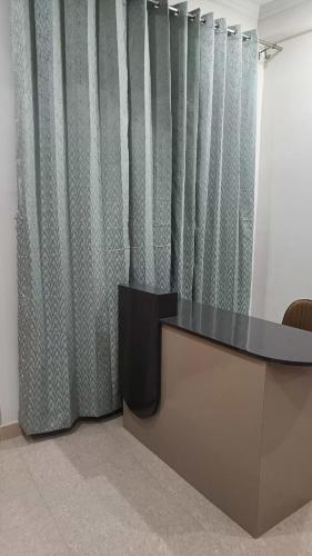 Homlee Ayodhya - Ayodhya