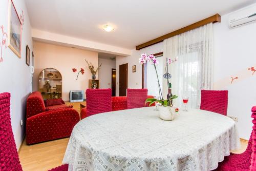 Apartments Lavanda 2 - image 11