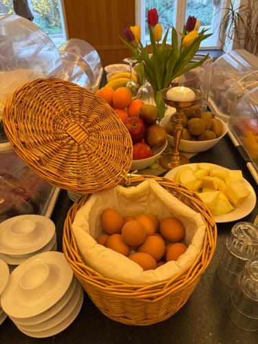 伯恩霍尔默霍夫普伦茨劳贝格酒店 伯恩霍尔默霍夫普伦茨劳贝格酒店