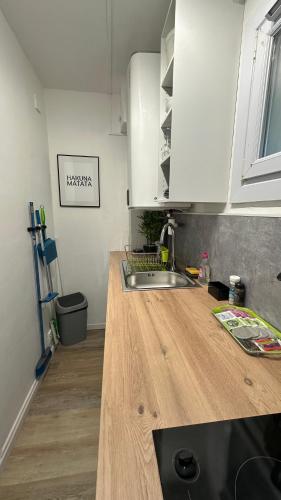 Appartement renove - Le Cosy a 150m de la mer near La Marine