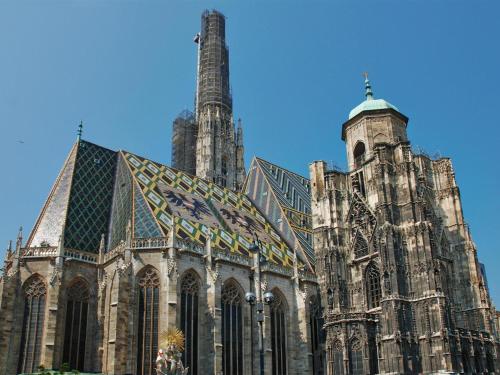 Living Hotel an der Oper - image 11