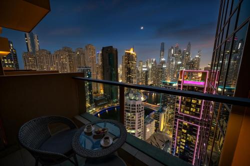 JW Marriott Marina Residence By Luxe Living Collection - Wane By Somiya Infinity Pool, Dubai (foto 10)