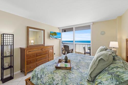 South Seas Tower 3-905 - image 2
