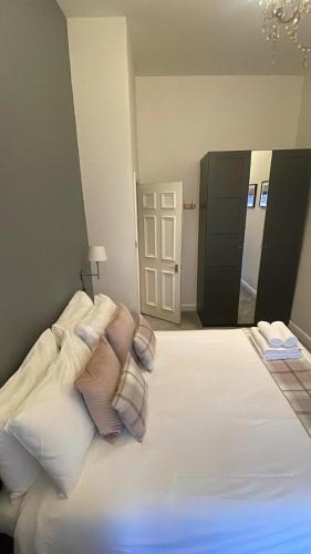 Sunshine On Leith Apartment