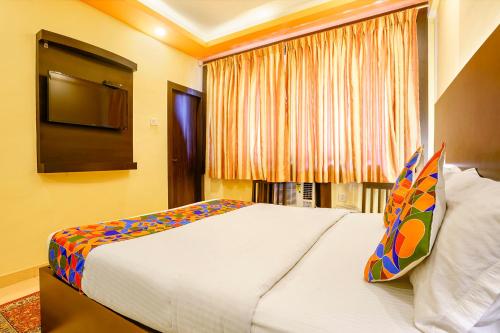 Fabhotel Manoshanti - Nr Big Daddy Casino