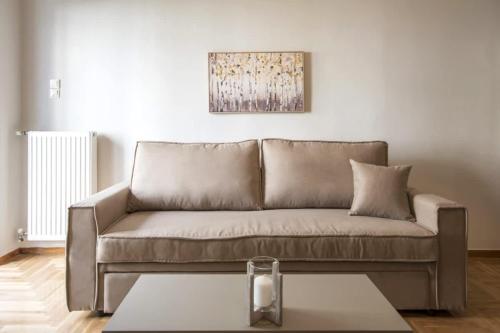 Urban Comfort Stay, Atény