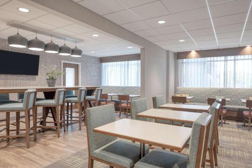 Hampton Inn Cleveland-Airport/Tiedeman Road in Brooklyn, USA