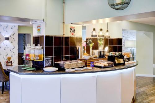 Facilities, Warwickshire Park Hotel Kenilworth by Belvilla in Solihull