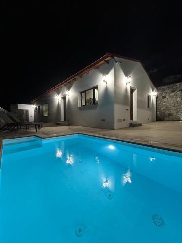 Natura Luxury 5
