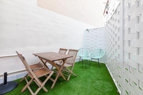2 bedrooms, 3 beds